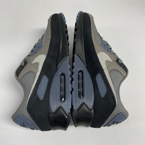 Nike Air Max 90 Smoke Grey Diffused IB6392 001 Size 9.5 Blue Black Mesh Low Top main image 5